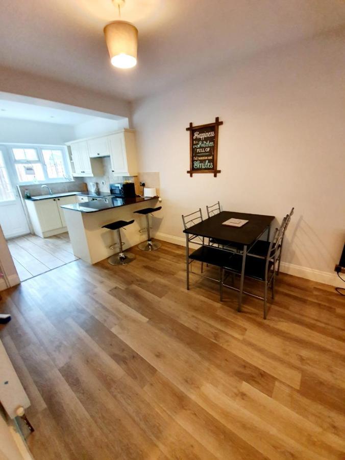 Beautiful 3 Bedroom House At The Sea Front - Amazing Location Southend-on-Sea Eksteriør bilde
