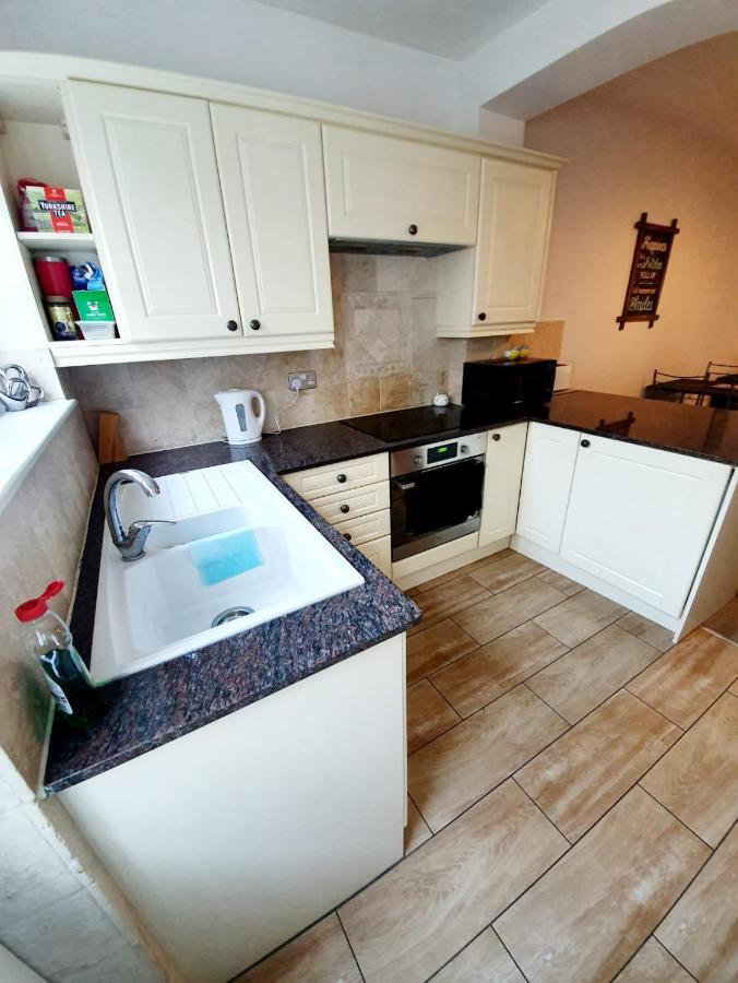 Beautiful 3 Bedroom House At The Sea Front - Amazing Location Southend-on-Sea Eksteriør bilde